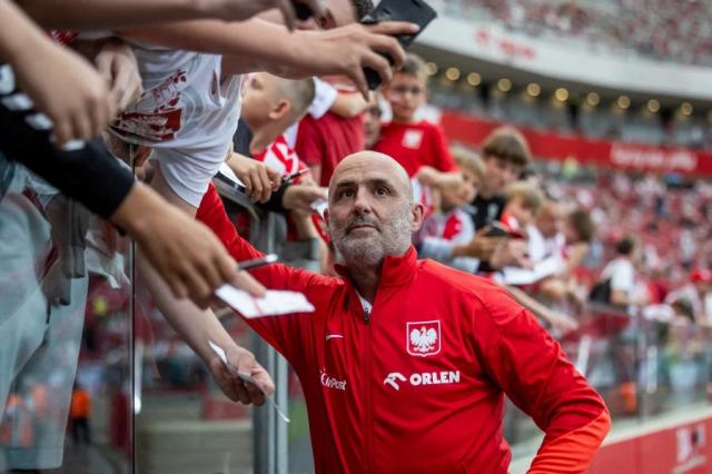 OD电子-【解码波兰】一辆待拆解的老爷车